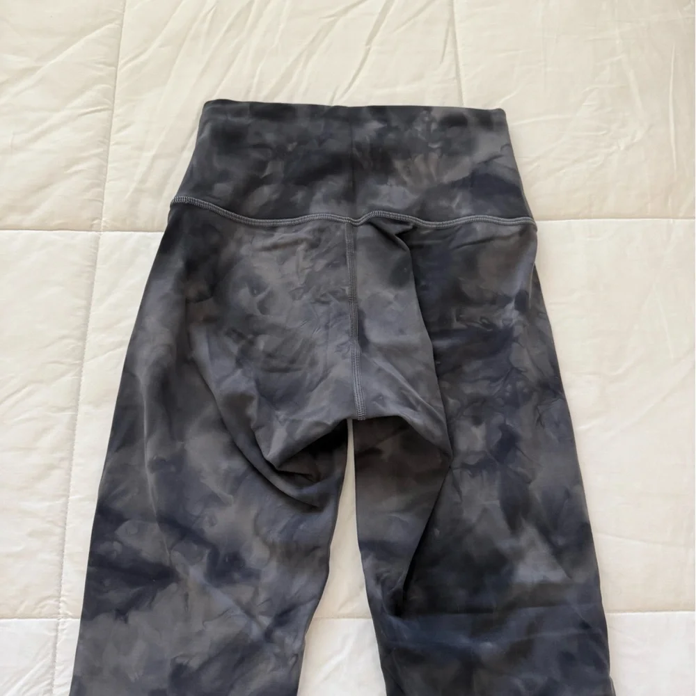 Lululemon leggings - Picture 5 of 7